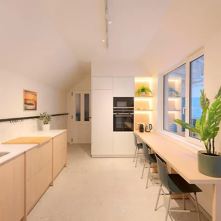 Queen - Luxe & House - 4, 3 Or 2 Bedrooms Остенде